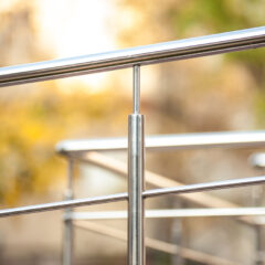 Balustrady nierdzewne balkonowe