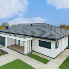 Jaką podbitkę dachową wybrać przy budowie domu?